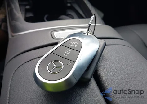 2025 Mercedes-Benz E 350 из США, поврежденный, VIN W1KLF4GB1SA122878